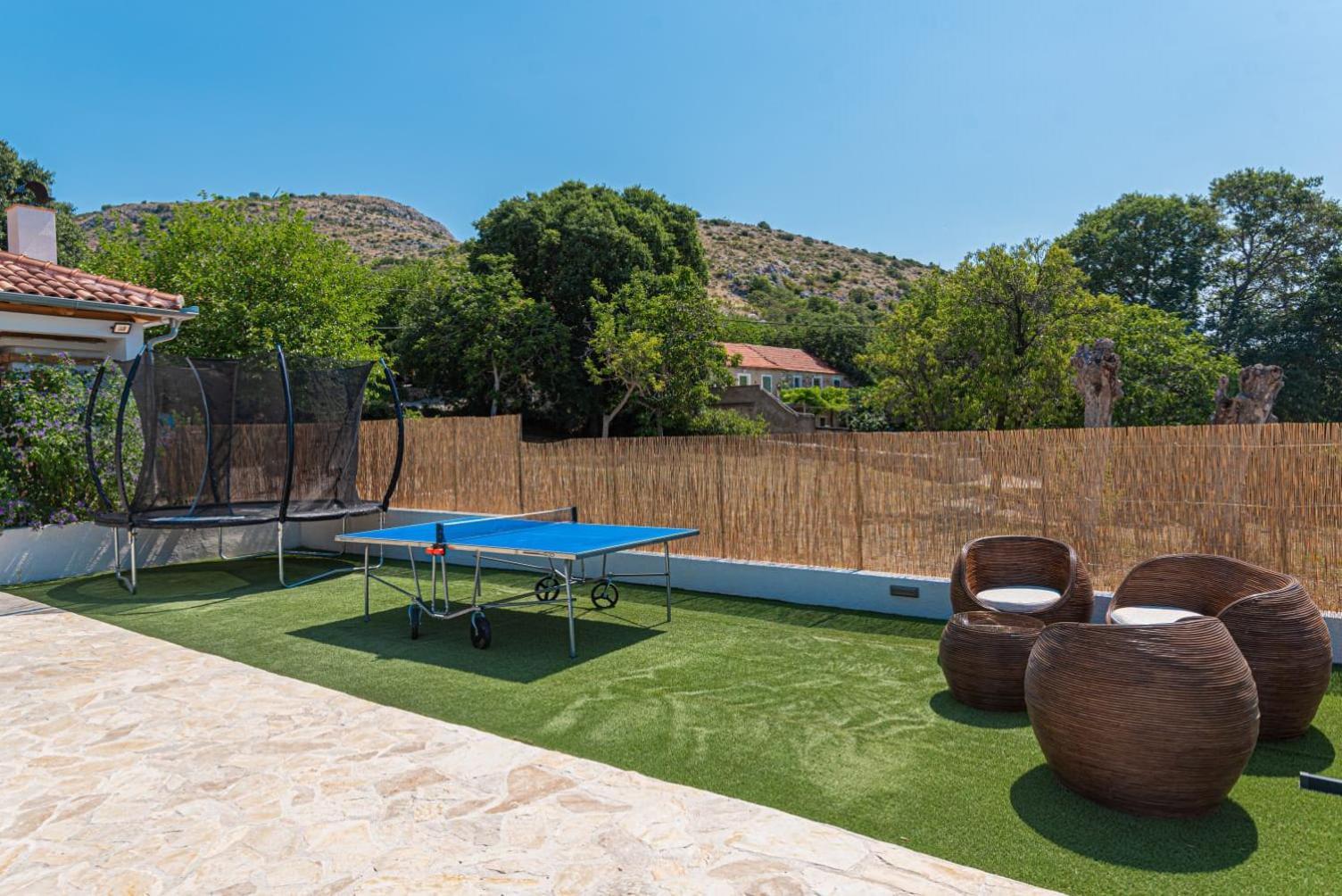 Villa Vuki ชิเบนิก ภายนอก รูปภาพ