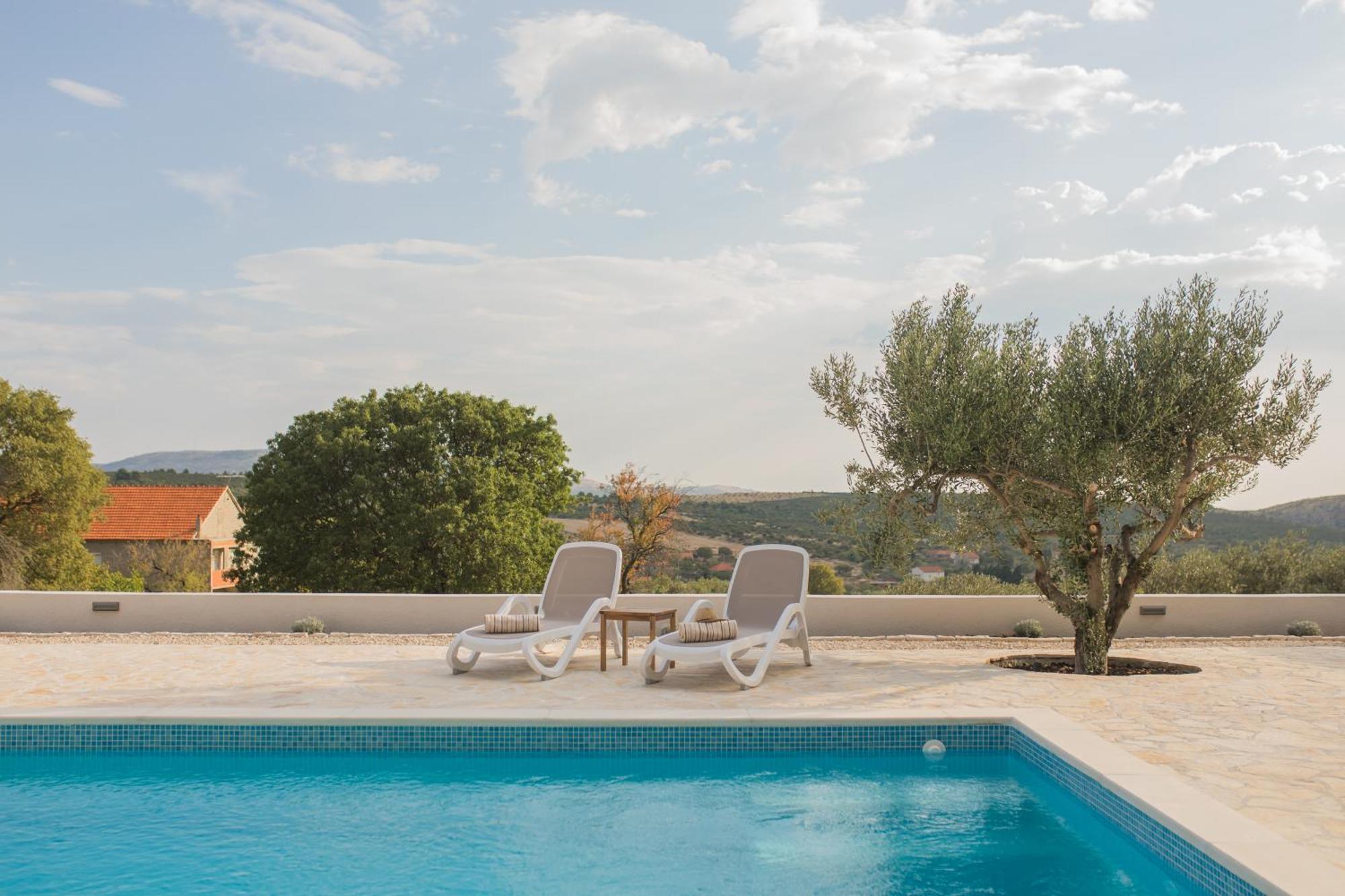 Villa Vuki ชิเบนิก ภายนอก รูปภาพ